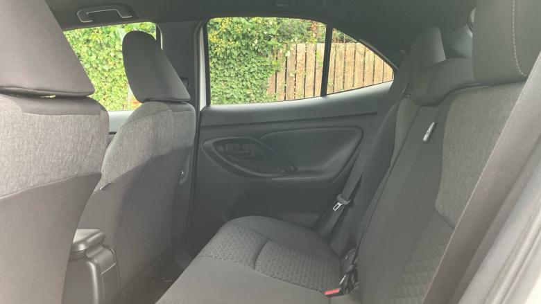 Toyota Yaris Cross 1.5 Hybrid Design 5dr CVT Hybrid Estate